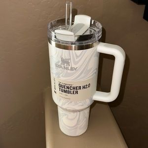 Stanley 40 oz. Adventure Series Travel Quencher - color: Polar Swirl